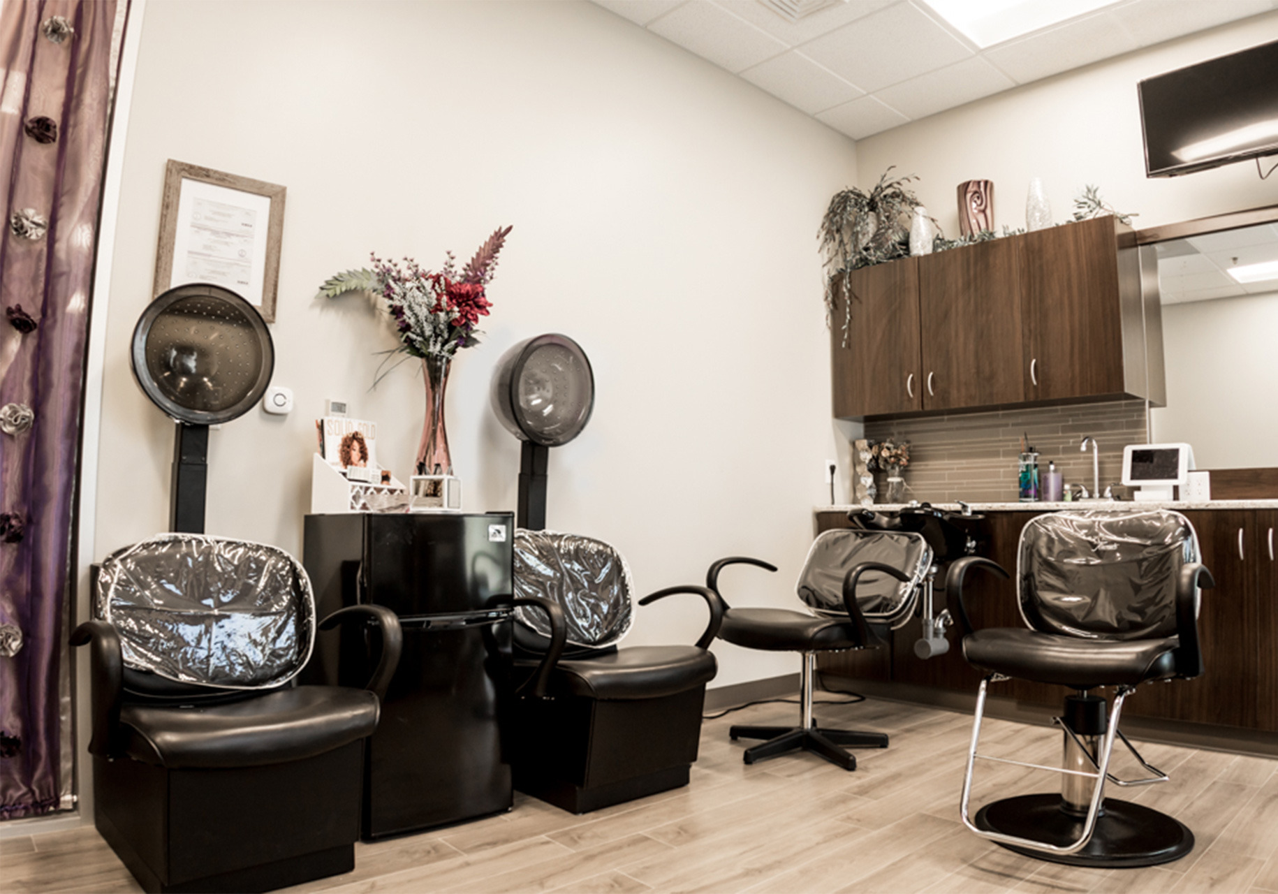 Salon Plaza | Salon Suites for Salon Professionals